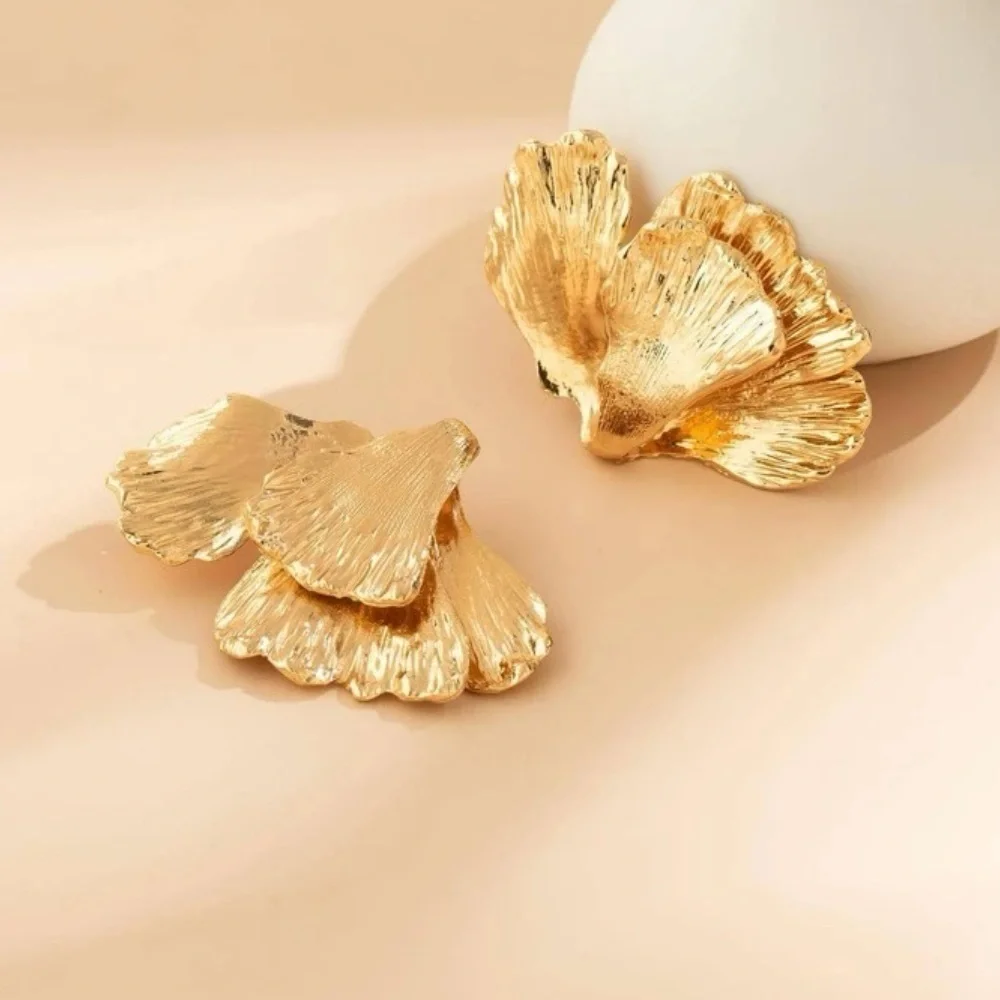 Zara half statement gold statement earrings - Picture 6 of 7